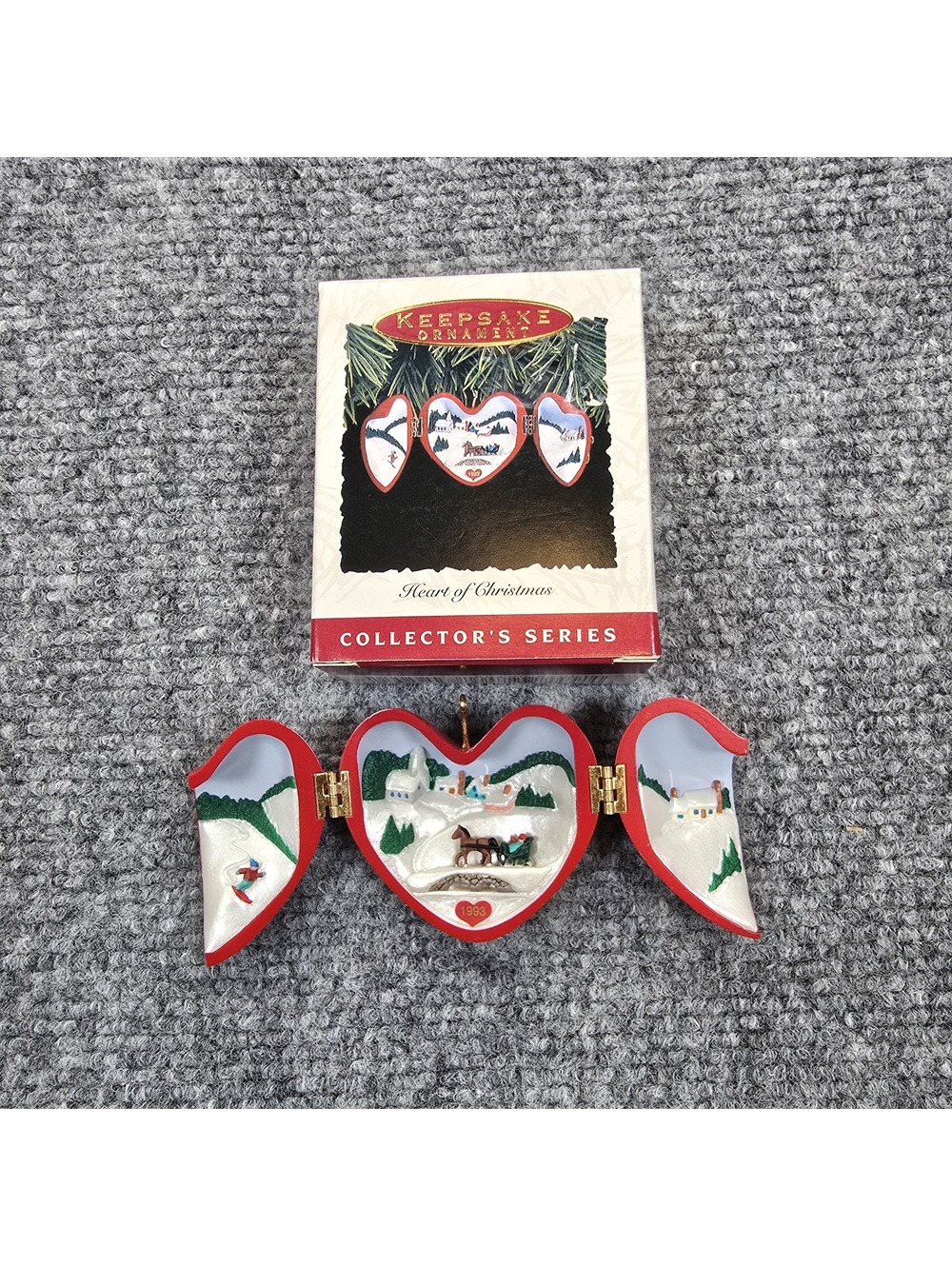 Hallmark Keepsake Heart of Christmas 1993 4th in Series Hinged Ornament Box